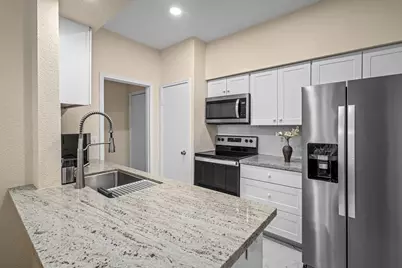 2475 Underwood Street #174, Houston, TX 77030 - Photo 10