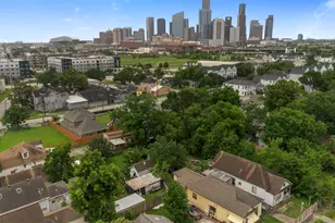 1612 Common St, Houston, TX 77009 - Photo 14