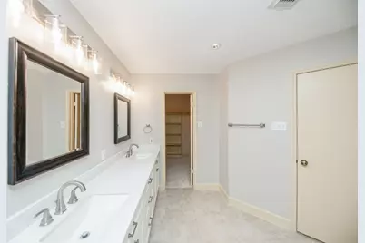 13211 Rosstown Drive, Sugar Land, TX 77478 - Photo 22
