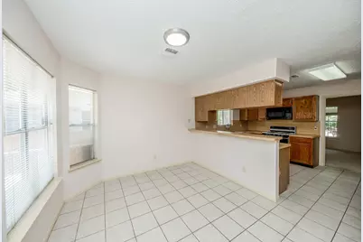 13211 Rosstown Drive, Sugar Land, TX 77478 - Photo 12