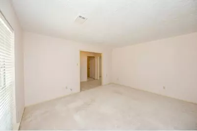 13211 Rosstown Drive, Sugar Land, TX 77478 - Photo 8