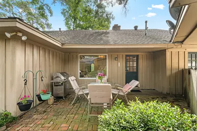 531 Briar Path Drive, Houston, TX 77079 - Photo 32