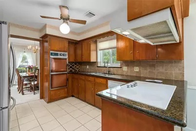 531 Briar Path Drive, Houston, TX 77079 - Photo 18