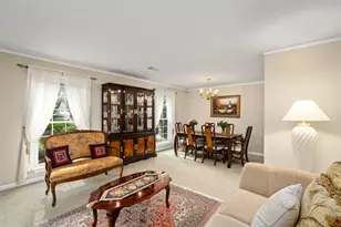 531 Briar Path Dr, Houston, TX 77079 - Photo 8