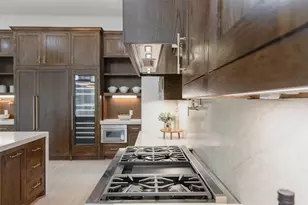 2014 Ebony Ln, Houston, TX 77018 - Photo 8
