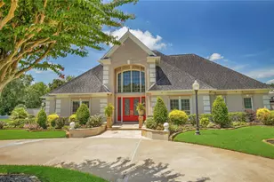 204 Oak Dr, Friendswood, TX 77546 - Photo 1