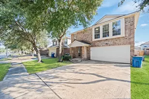 20910 Neva Ct, Humble, TX 77338 - Photo 2