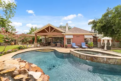 102 Barrington Pointe Court, League City, TX 77573 - Photo 2