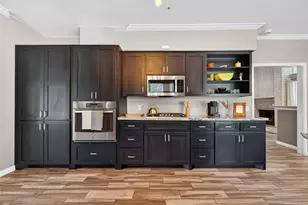 5310 Holly View Dr, Houston, TX 77091 - Photo 18