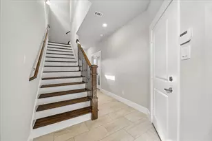 869 Wakefield Dr, Houston, TX 77018 - Photo 4