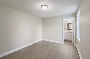 1306 W 6th St, Freeport, TX 77541 - Photo 8