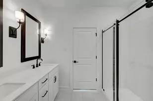 572 Day Sta Dr, Dayton, TX 77535 - Photo 16
