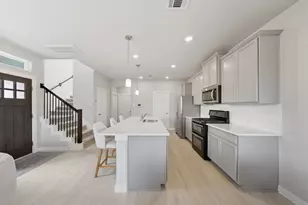 3009 Skyrock Dr, Houston, TX 77063 - Photo 4