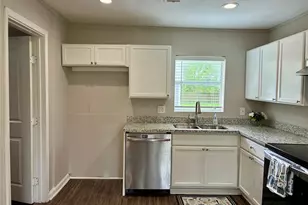 3029 Taylor St, La Marque, TX 77568 - Photo 10