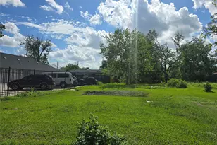 3717 Sayers St, Houston, TX 77026 - Photo 1