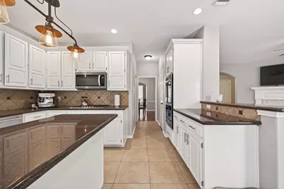 4218 Magnolia Lane, Sugar Land, TX 77478 - Photo 12