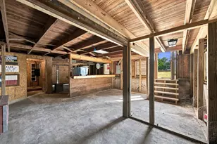 1808 Tabor St, Houston, TX 77009 - Photo 34