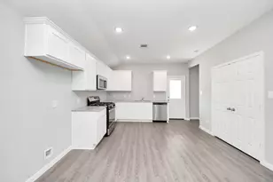 807 Jefferson Ave, Cleveland, TX 77327 - Photo 12