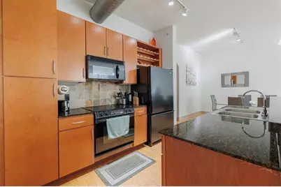 1901 Post Oak Boulevard #3205, Houston, TX 77056 - Photo 4