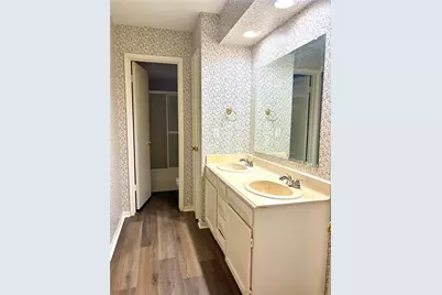 14213 Lost Meadow Lane, Houston, TX 77079 - Photo 34