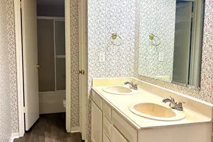 14213 Lost Meadow Ln, Houston, TX 77079 - Photo 34