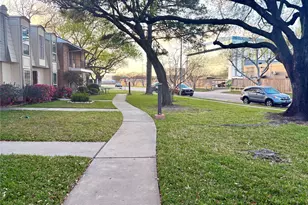 14213 Lost Meadow Ln, Houston, TX 77079 - Photo 44