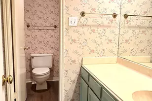 14213 Lost Meadow Ln, Houston, TX 77079 - Photo 4