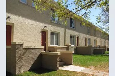 128 S Edith St Pontiac, Pontiac, MI 48342 - Photo 1