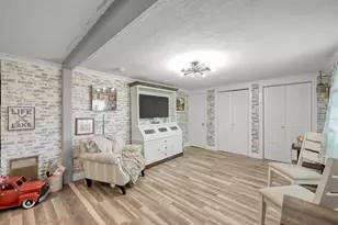 281 N Shady Oaks Dr, Point Blank, TX 77364 - Photo 8