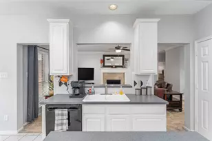 2309 Orleans Ln, Seabrook, TX 77586 - Photo 10