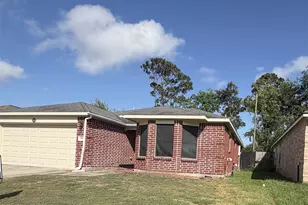 3818 Cary Creek Dr, Baytown, TX 77521 - Photo 2