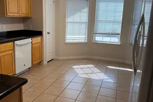 3818 Cary Creek Dr, Baytown, TX 77521 - Photo 4