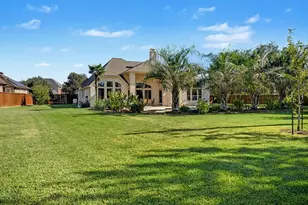 2296 Lakeway Dr, Friendswood, TX 77546 - Photo 38