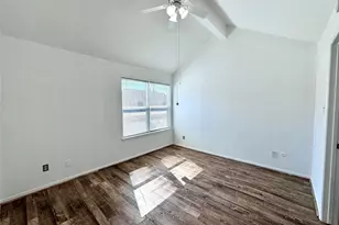 9901 Sharpcrest St, Houston, TX 77036 - Photo 16