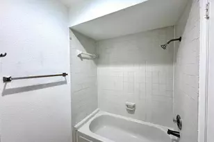 9901 Sharpcrest St, Houston, TX 77036 - Photo 20