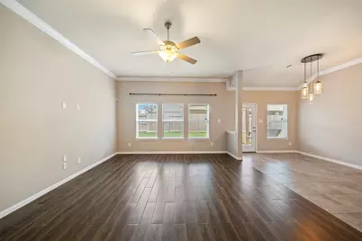 9011 Newcroft Court, Tomball, TX 77375 - Photo 4