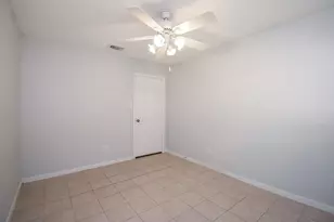 14418 Royal Hill Dr, Houston, TX 77083 - Photo 22
