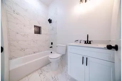 331 Delaware St, Houston, TX 77029 - Photo 12