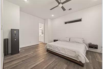 315 Cyclamen Street, Houston, TX 77018 - Photo 12