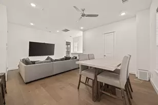 315 Cyclamen St, Houston, TX 77018 - Photo 8