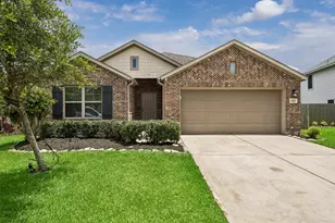 1185 Colt Creek Ct, Alvin, TX 77511 - Photo 2