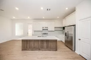 27035 Flower Isle Ln, Katy, TX 77493 - Photo 6