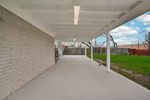 11118 Stroud Dr, Houston, TX 77072 - Photo 20