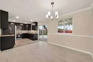 11118 Stroud Dr, Houston, TX 77072 - Photo 6