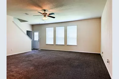 8223 Quiet Prairie Trail, Houston, TX 77049 - Photo 4