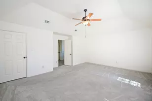 2914 Silent Dr, Sugar Land, TX 77498 - Photo 22