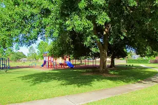 2914 Silent Dr, Sugar Land, TX 77498 - Photo 38