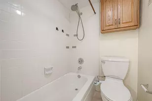 2750 Holly Hall St, Houston, TX 77054 - Photo 10