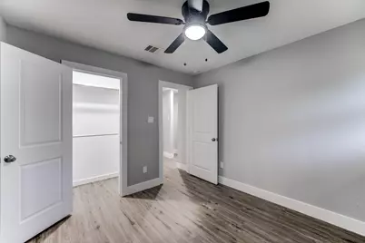5535 Elm Springs Drive, Houston, TX 77048 - Photo 32