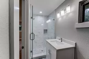 5535 Elm Springs Dr, Houston, TX 77048 - Photo 26